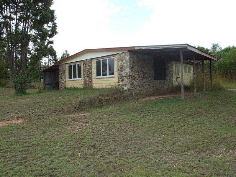 18 McLeod Street, Boyne Island QLD 4680