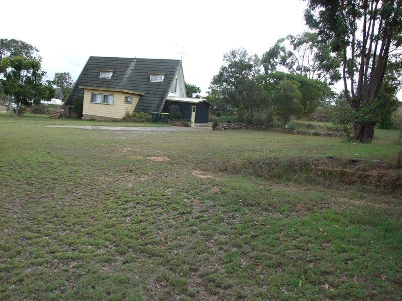 18 McLeod Street, Boyne Island QLD 4680