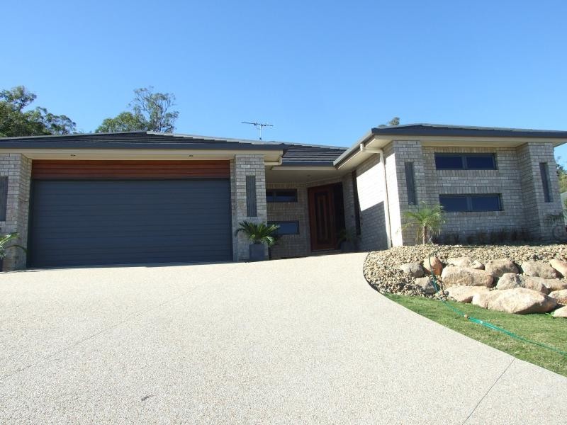 18 Melanie Court, Boyne Island QLD 4680