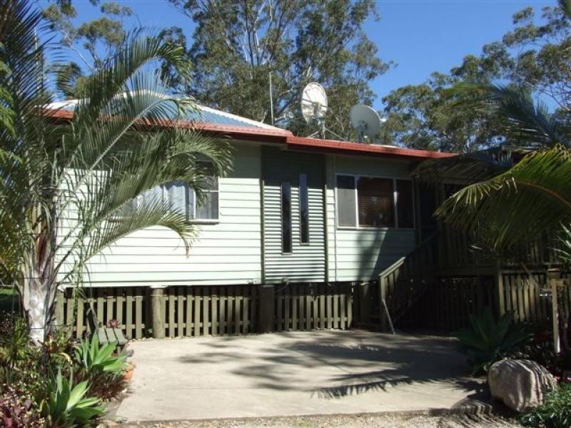 25 Findling Road, Boyne Island QLD 4680