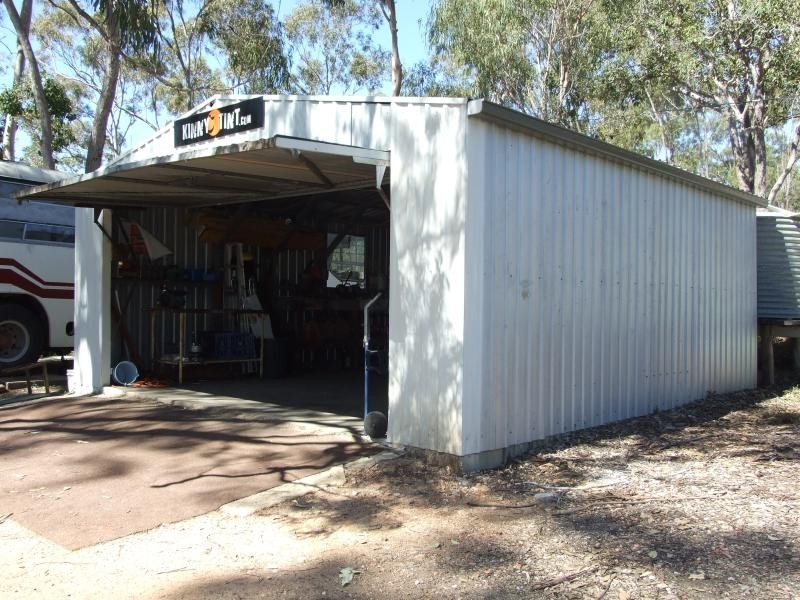 25 Findling Road, Boyne Island QLD 4680