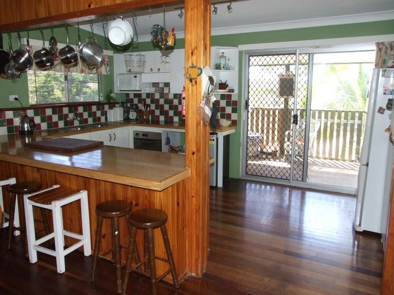 25 Findling Road, Boyne Island QLD 4680