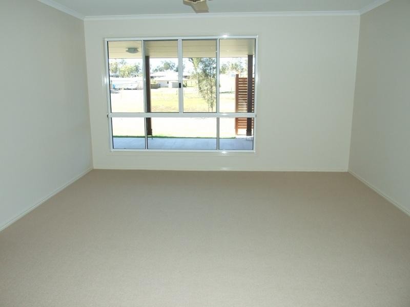 39 Hennie Drive, Benaraby QLD 4680