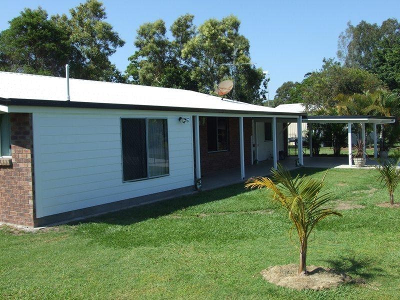8 Barklya Court, Benaraby QLD 4680