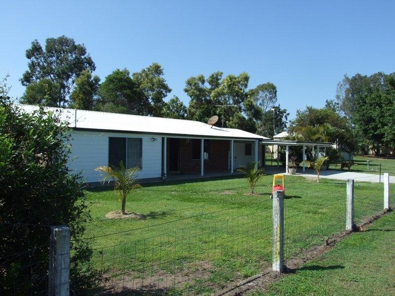 8 Barklya Court, Benaraby QLD 4680
