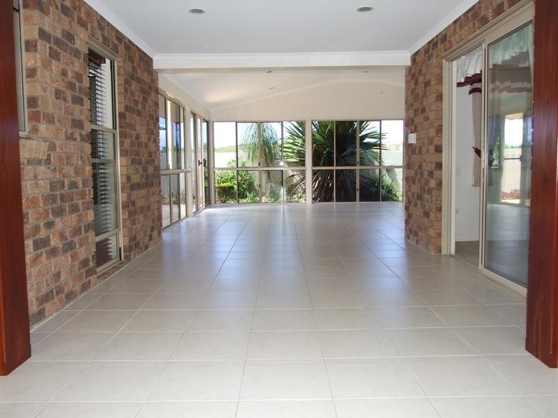 21 Tarcoola Drive, Boyne Island QLD 4680