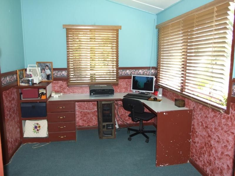 11 Dougall Street, Bororen QLD 4678