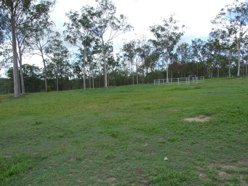 1368 Fingerboard Road, Mount Tom QLD 4677