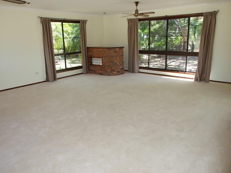 9 Copper Cres, Tannum Sands QLD 4680