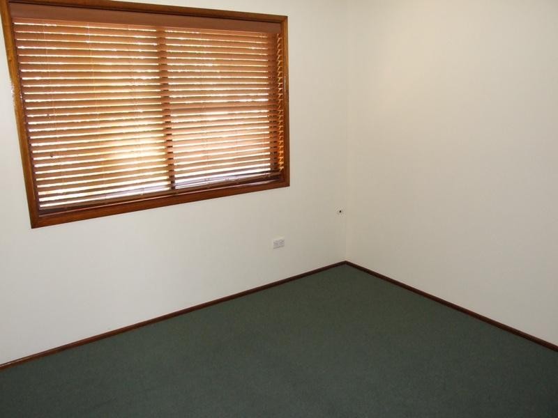 9 Copper Cres, Tannum Sands QLD 4680