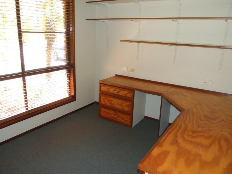 9 Copper Cres, Tannum Sands QLD 4680