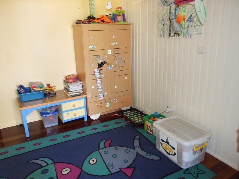 4 School Street, Tannum Sands QLD 4680