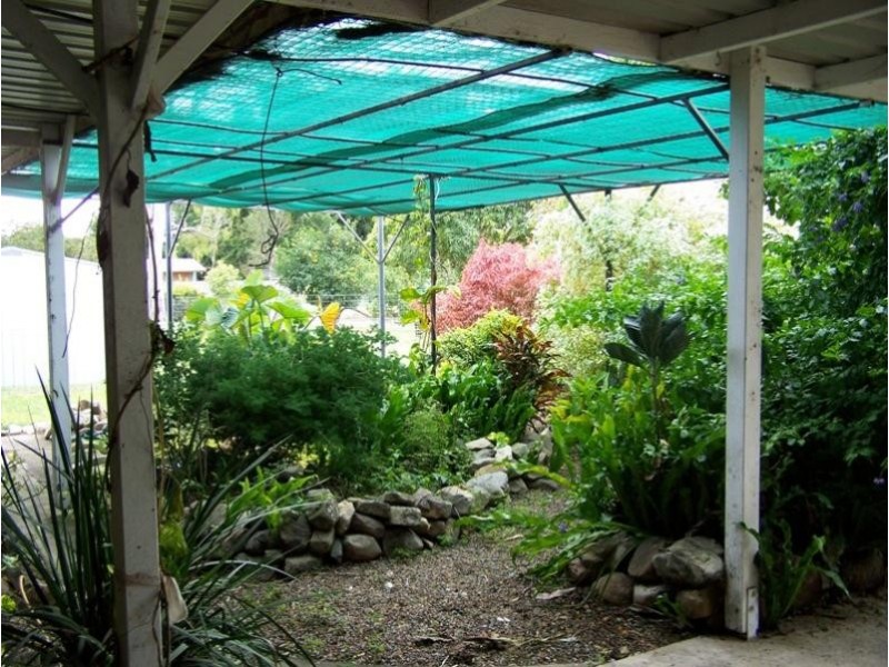 18 Wadeleigh Street, Bororen QLD 4678