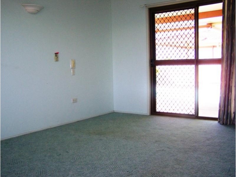 48 Booth Avenue, Tannum Sands QLD 4680