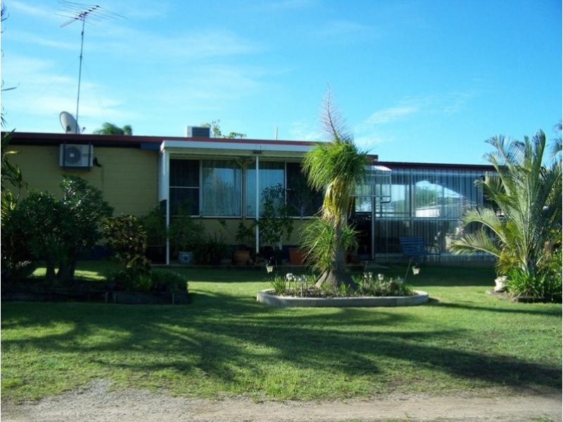 86 Michael Street, Rodds Bay QLD 4678