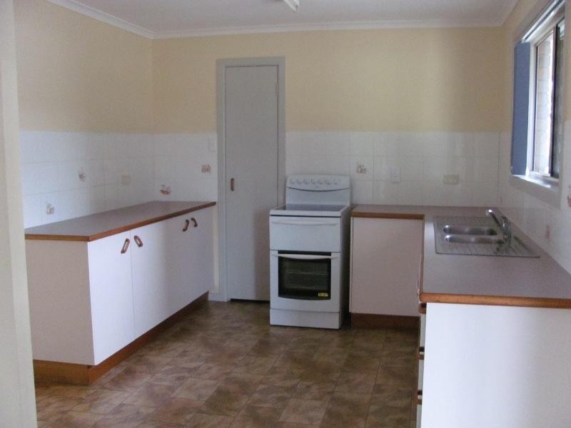 35 Latrobe Street, Tannum Sands QLD 4680
