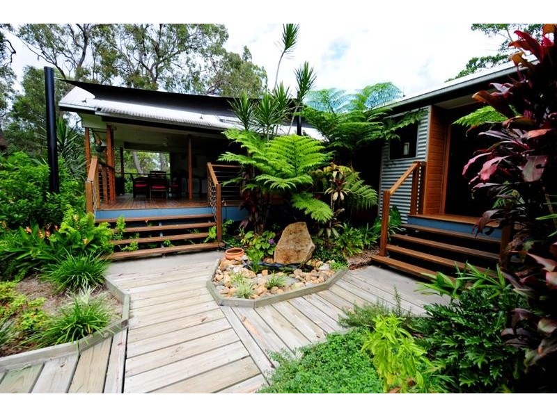 16 Golden Avenue, Tannum Sands QLD 4680