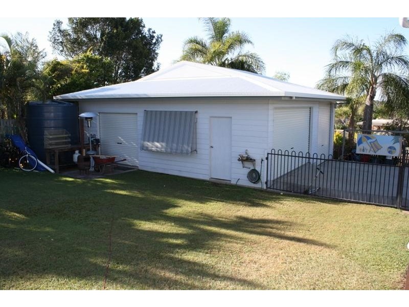 18 Brin Street, Boyne Island QLD 4680