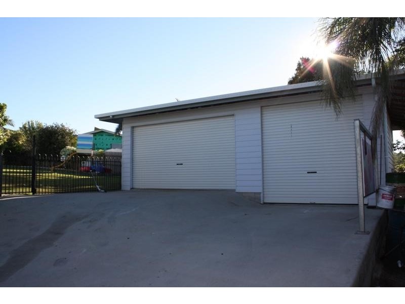 18 Brin Street, Boyne Island QLD 4680