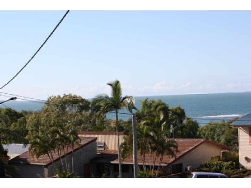 5 Marine Avenue, Tannum Sands QLD 4680