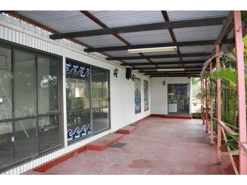 42651 Bruce Highway, Colosseum QLD 4677
