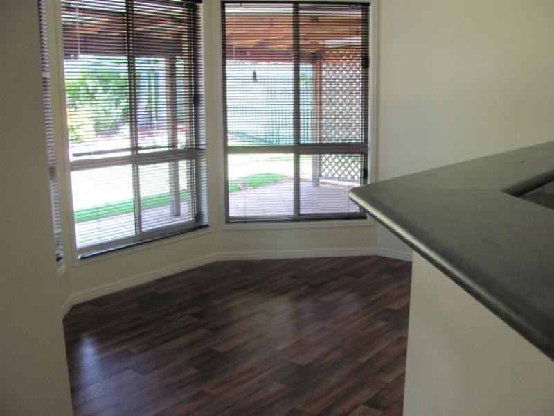 37 Curtis Avenue, Boyne Island QLD 4680