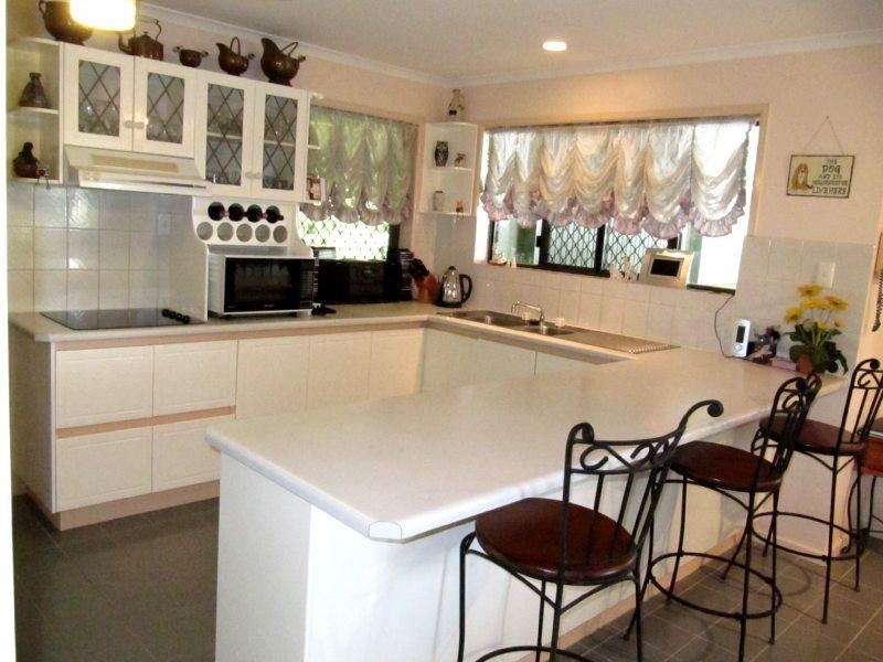 11 Swains Court, Boyne Island QLD 4680