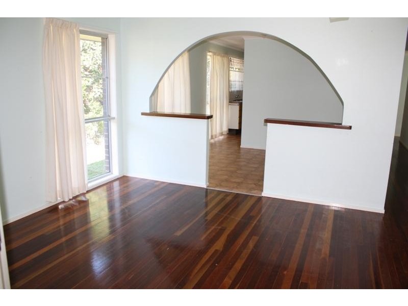 12 Alkina Crescent, Boyne Island QLD 4680
