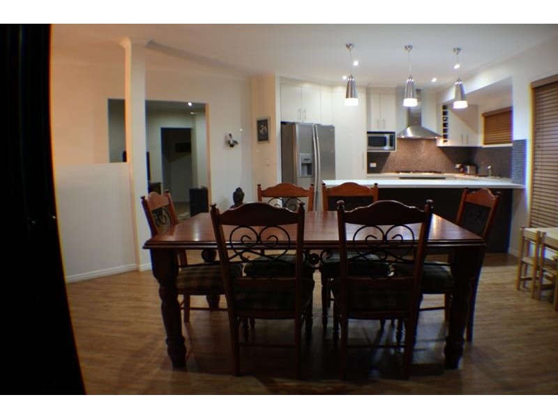 5 Bauhinia Street, Boyne Island QLD 4680