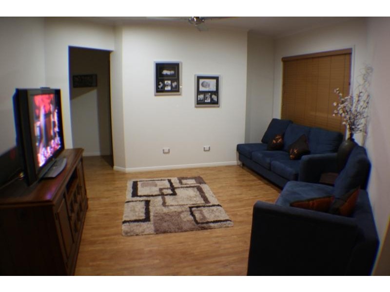 5 Bauhinia Street, Boyne Island QLD 4680