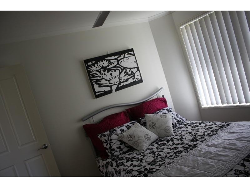 5 Bauhinia Street, Boyne Island QLD 4680