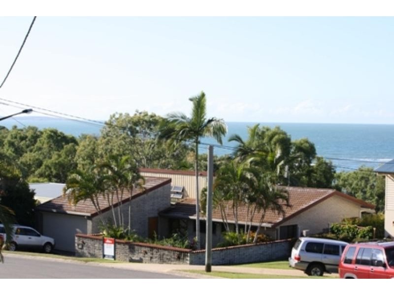 5 Marine Avenue, Tannum Sands QLD 4680
