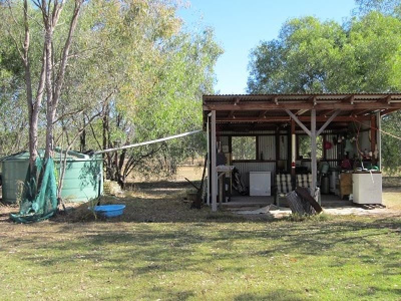 110 Lesters Road, Bororen QLD 4678