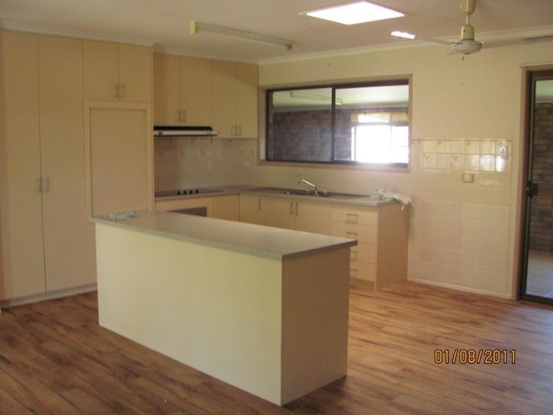 55 Koorawatha Drive, Bororen QLD 4678