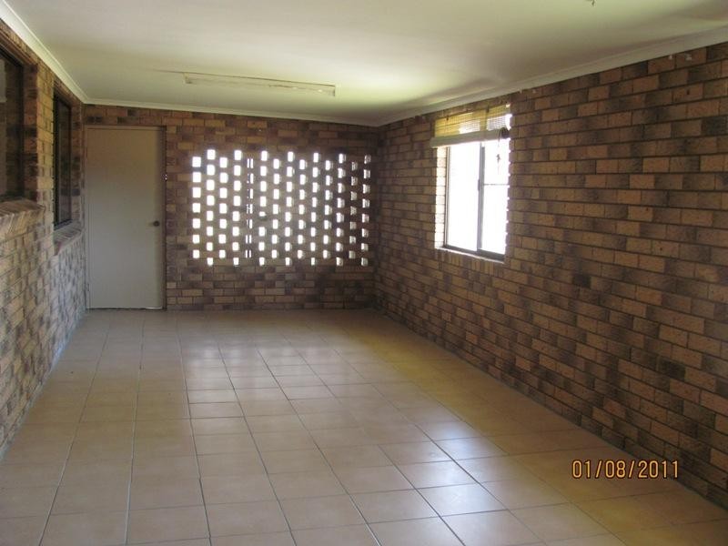 55 Koorawatha Drive, Bororen QLD 4678