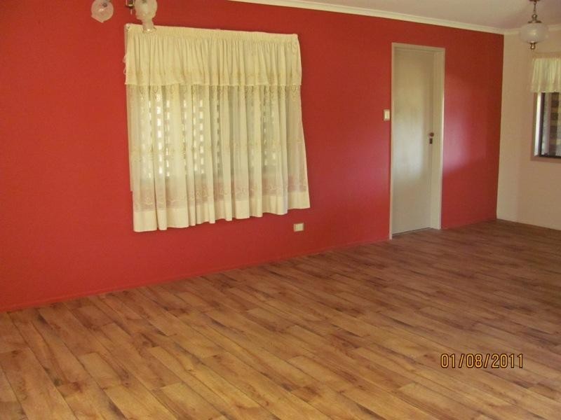 55 Koorawatha Drive, Bororen QLD 4678