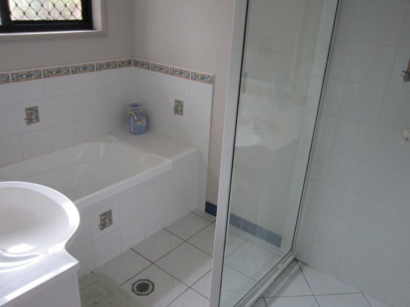 31 Dedekind Avenue, Benaraby QLD 4680