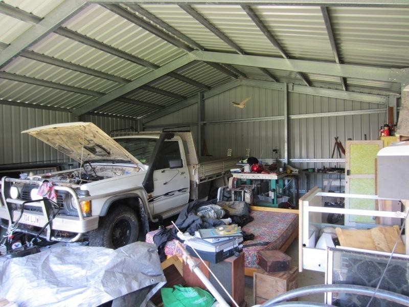 10 Bellemere Court, Boyne Island QLD 4680