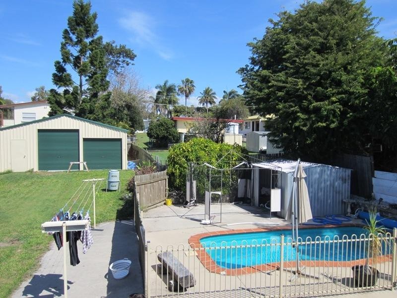 10 Bellemere Court, Boyne Island QLD 4680