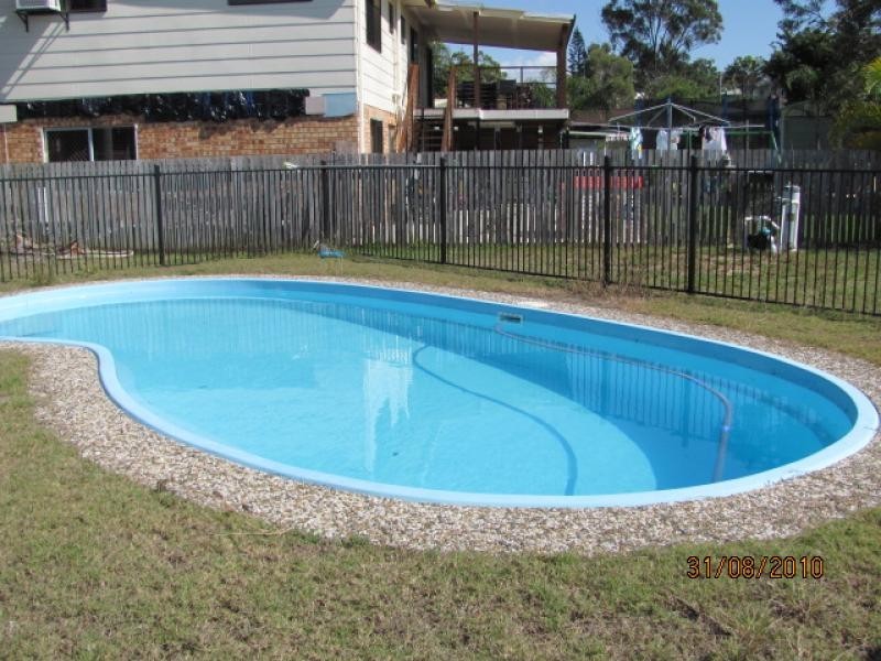 6 Andrew Court, Boyne Island QLD 4680