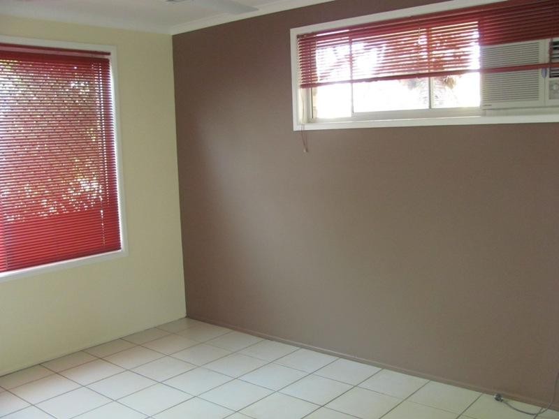 6 Andrew Court, Boyne Island QLD 4680