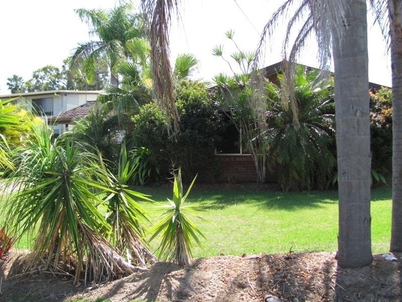 6 Andrew Court, Boyne Island QLD 4680