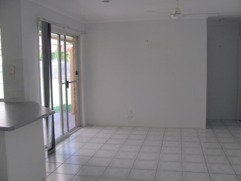 93 The Oaks Road, Tannum Sands QLD 4680