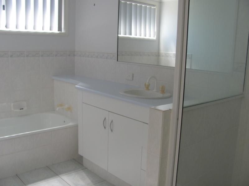 93 The Oaks Road, Tannum Sands QLD 4680