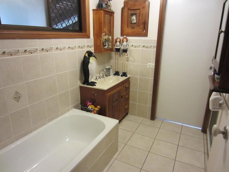 135 Malpas Street, Boyne Island QLD 4680