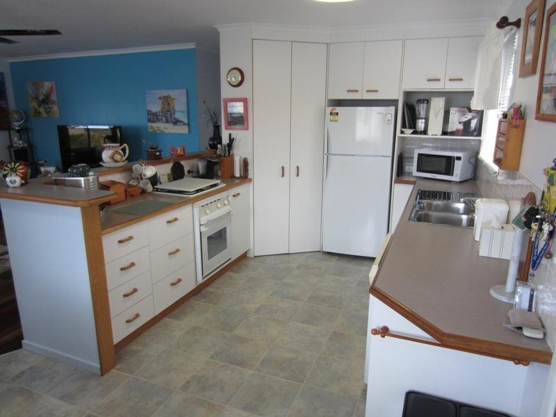 2 Salmon Street, Tannum Sands QLD 4680