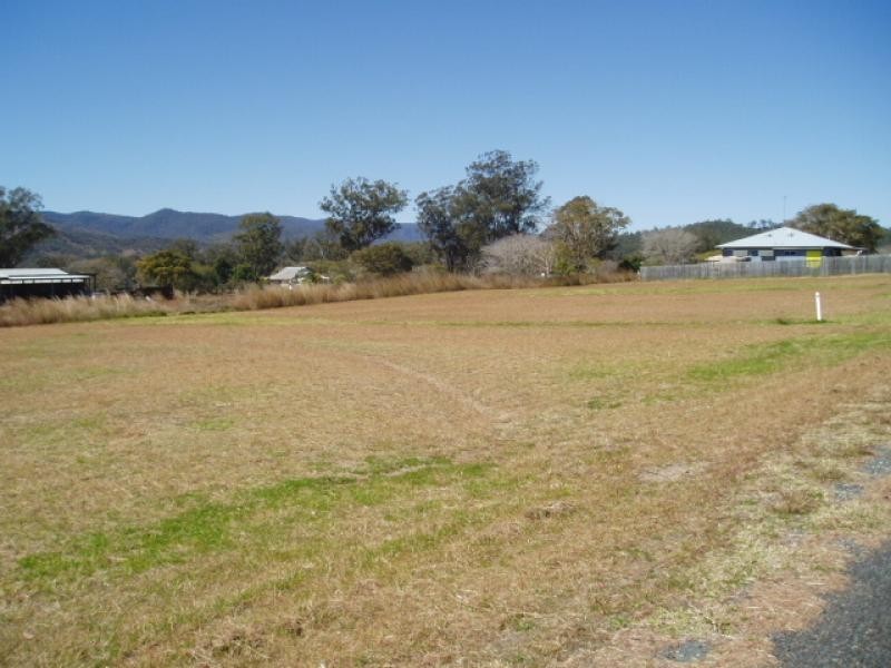 16 Pine Street, Builyan, Builyan QLD 4680