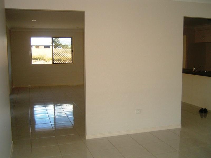 16 SUNPOINT WAY, Calliope QLD 4680