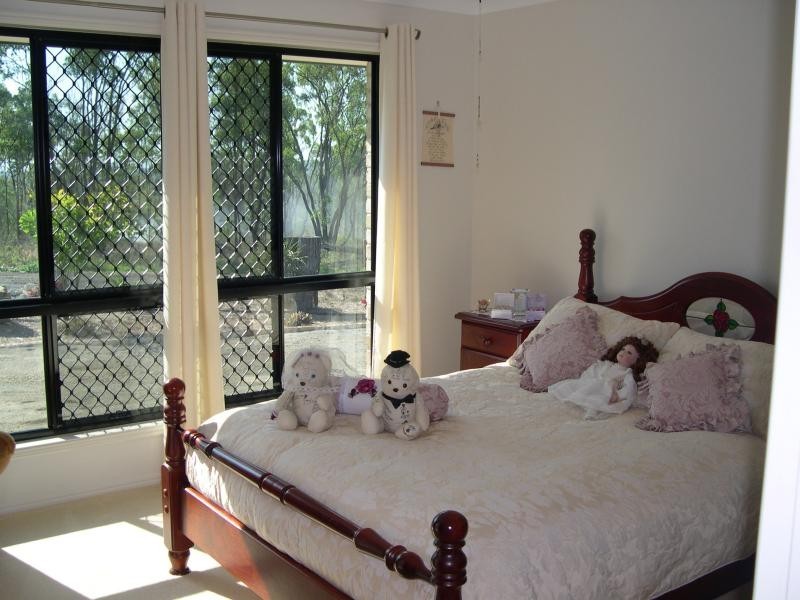 1929 Gladstone-Mt Larcom Rd, Mt Larcom, Calliope QLD 4680