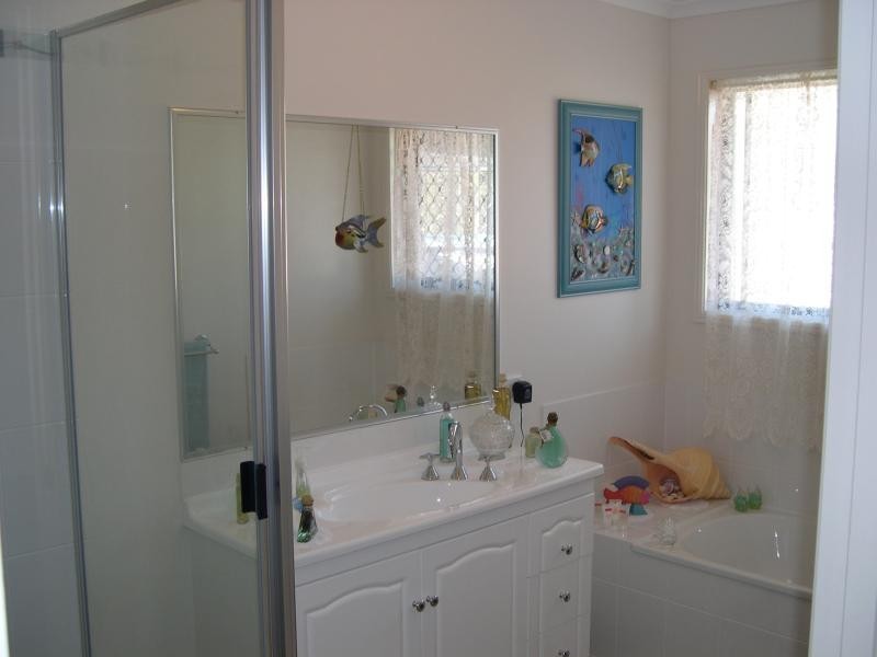 1929 Gladstone-Mt Larcom Rd, Mt Larcom, Calliope QLD 4680